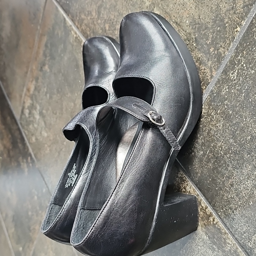 Dansko Tara Mary Jane Heels